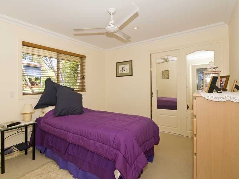 31 Tipuana Drive, Elanora QLD 4221