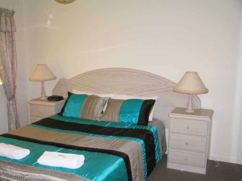 Unit 4/437 Golden Four Drive, Tugun QLD 4224
