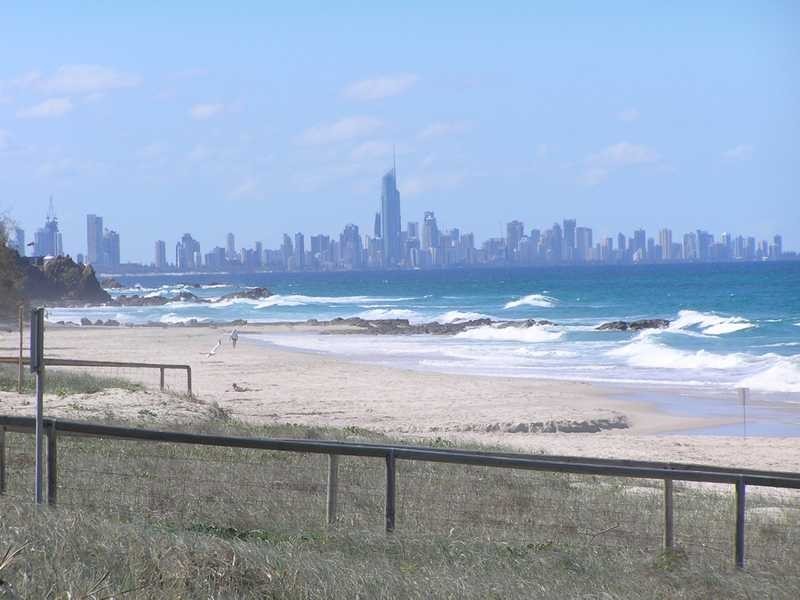 Unit 4/437 Golden Four Drive, Tugun QLD 4224