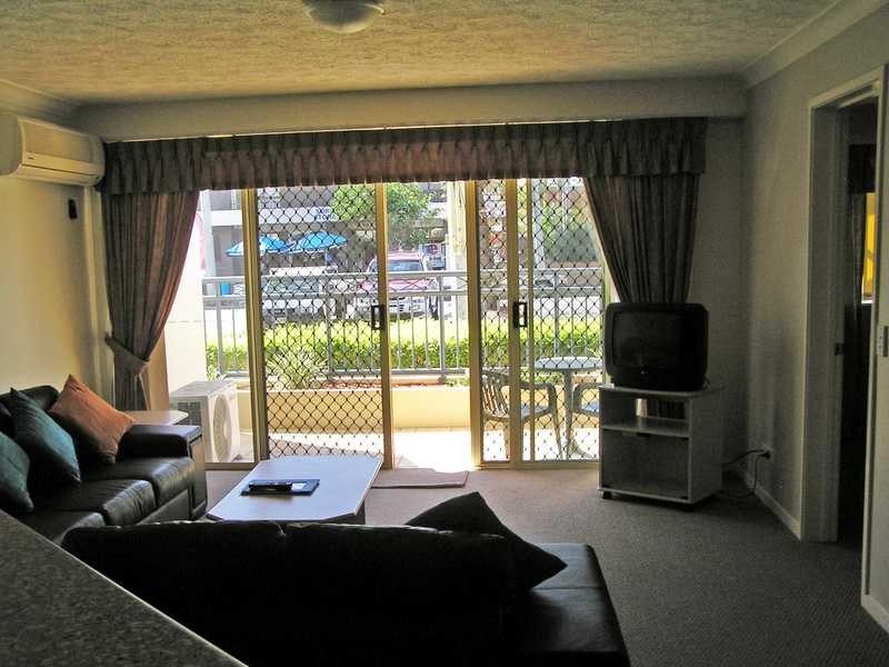 Unit 4/437 Golden Four Drive, Tugun QLD 4224