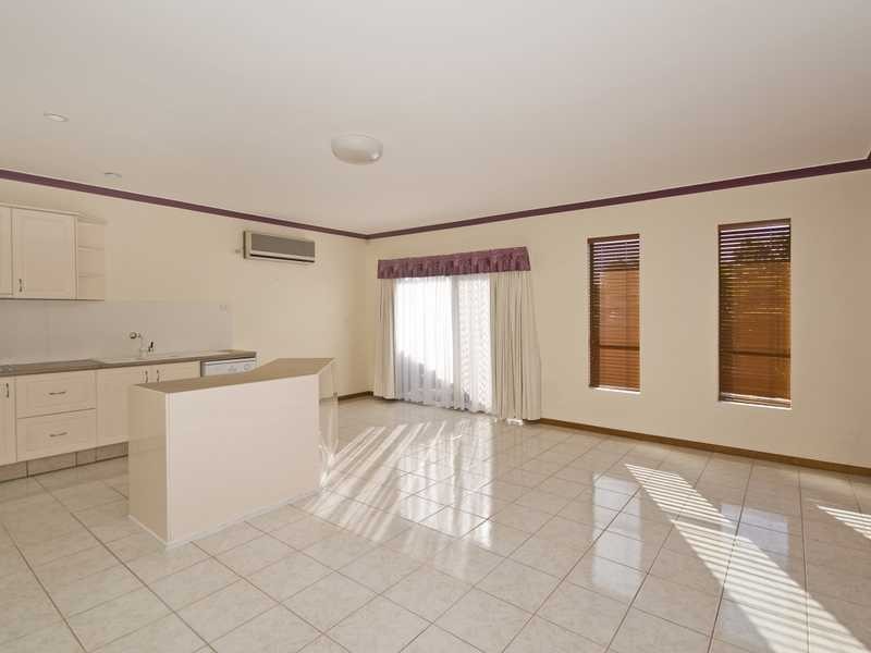 19 Diplacus Drive, Palm Beach QLD 4221