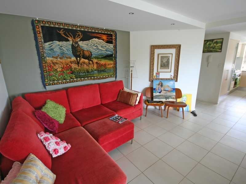 Unit 1 & 2/9 Panorama Drive, Currumbin QLD 4223