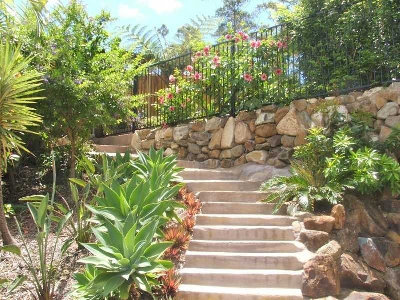 10 Thunder Drive, Currumbin Waters QLD 4223