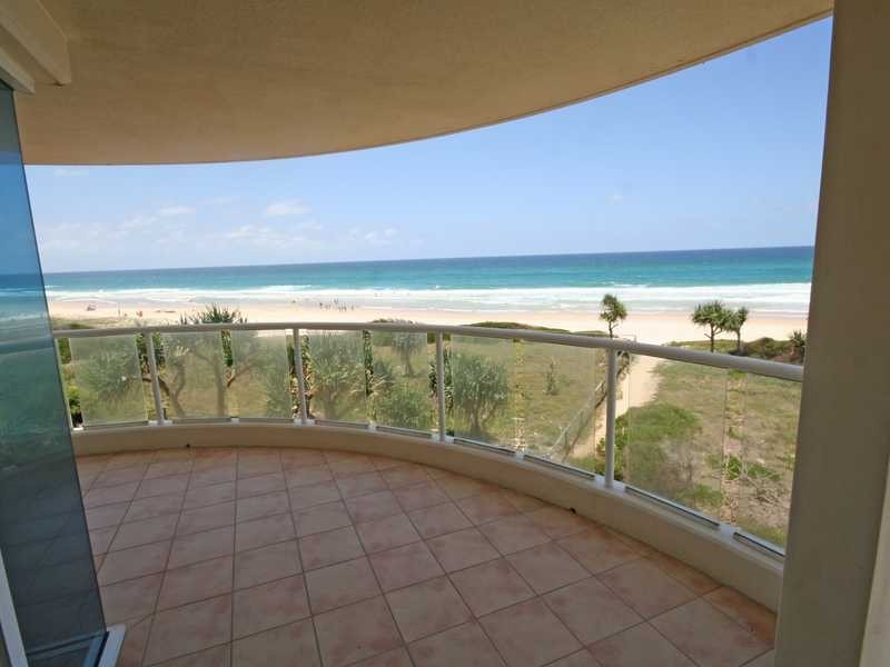 Unit 305/1483 Gold Coast Highway, Palm Beach QLD 4221