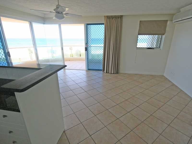 Unit 305/1483 Gold Coast Highway, Palm Beach QLD 4221