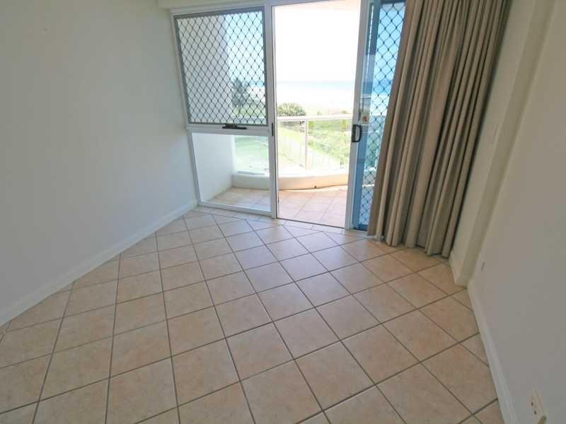 Unit 305/1483 Gold Coast Highway, Palm Beach QLD 4221