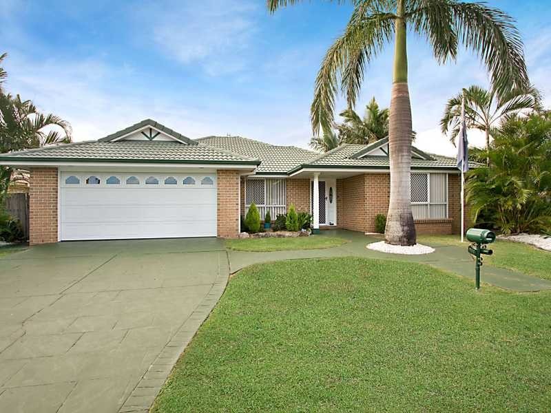 132 Bienvenue Drive, Currumbin Waters QLD 4223