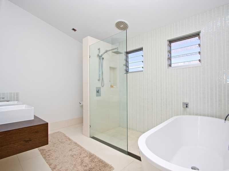 25 Singh Street, Tugun QLD 4224