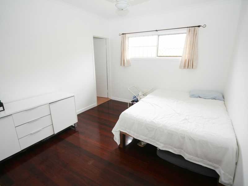 20 Fourteenth Avenue, Palm Beach QLD 4221