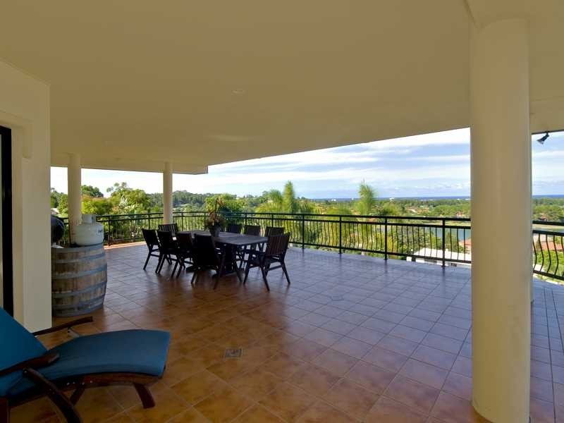 3 Hovea Court, Elanora QLD 4221