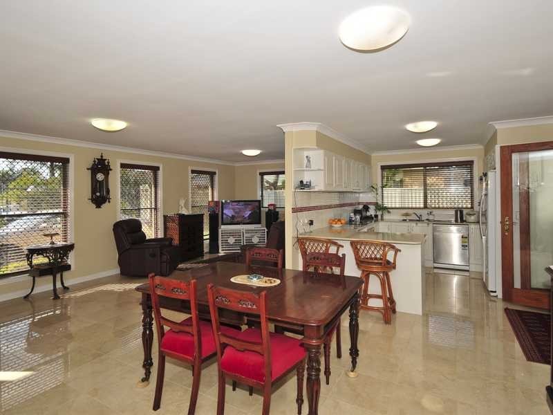 14 Rattan Court, Elanora QLD 4221