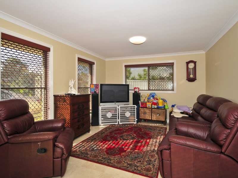 14 Rattan Court, Elanora QLD 4221