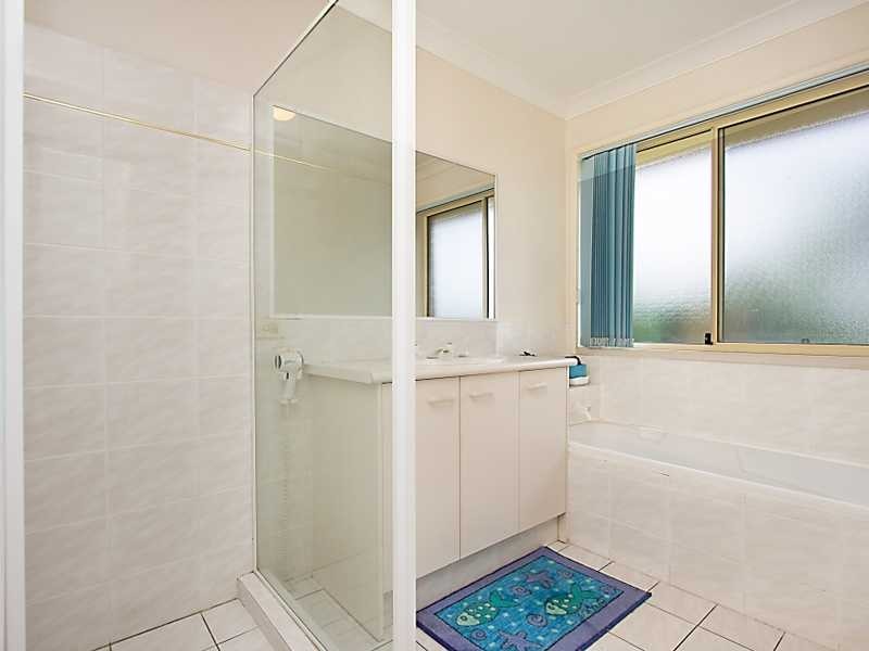 23 Banksiadale Street, Elanora QLD 4221