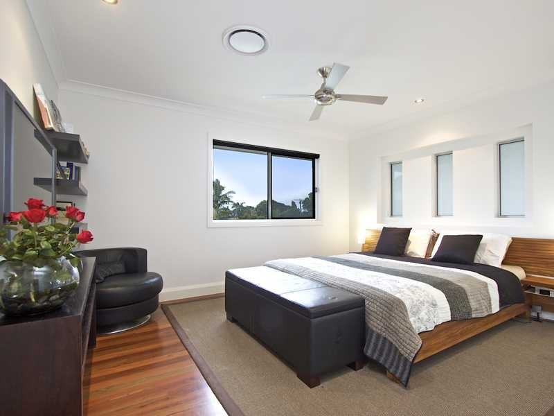 69 Fifth Avenue, Palm Beach QLD 4221