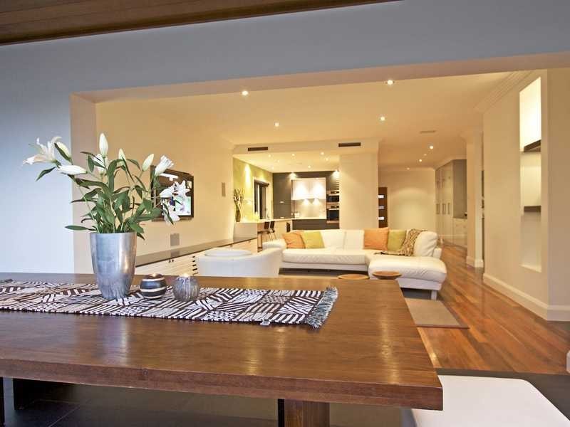 69 Fifth Avenue, Palm Beach QLD 4221