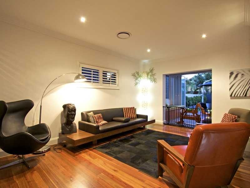 69 Fifth Avenue, Palm Beach QLD 4221