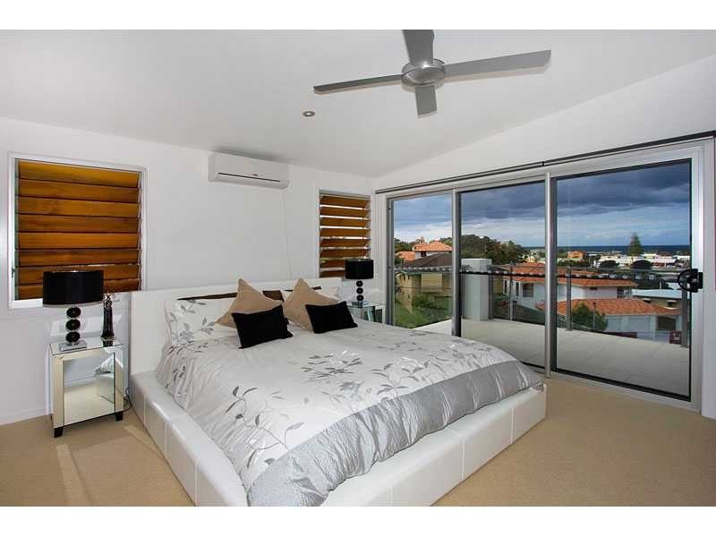 49 Wyberba Street, Tugun QLD 4224