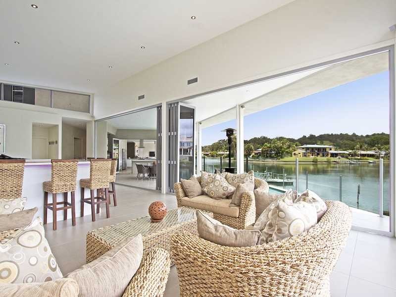 1 Keel Court, Currumbin Waters QLD 4223