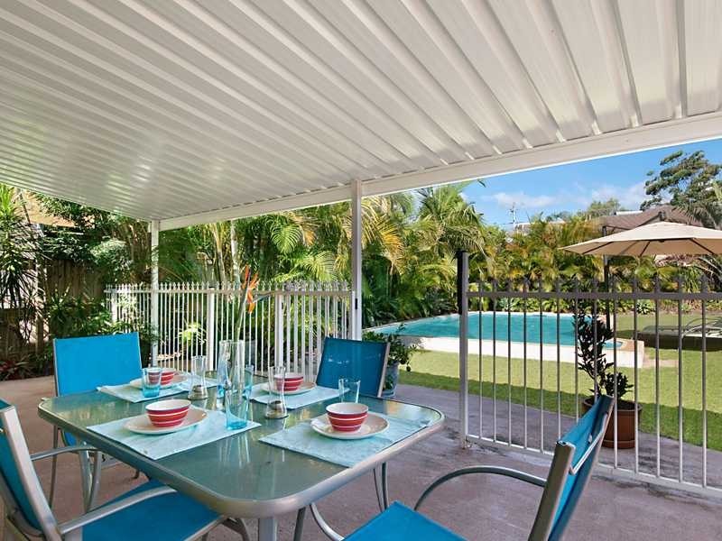 84 Leyte Avenue, Palm Beach QLD 4221