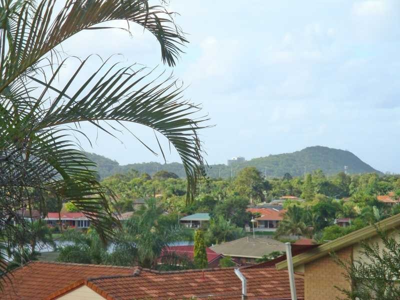 3/9 Daisy Street, Elanora QLD 4221