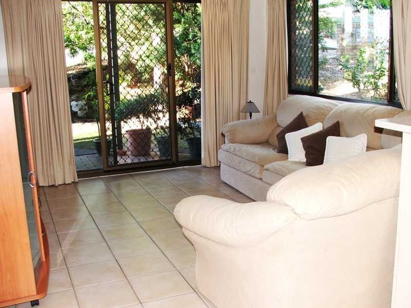 3/9 Daisy Street, Elanora QLD 4221