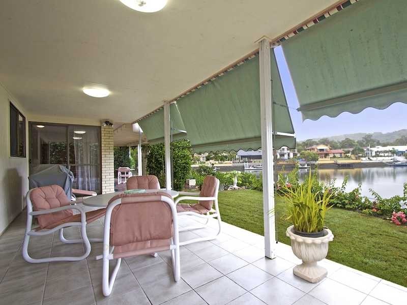 11 Kingfish Court, Palm Beach QLD 4221