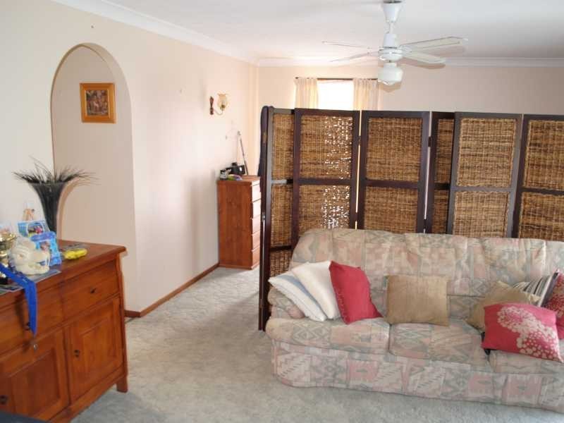67 Ironbark Street, Elanora QLD 4221