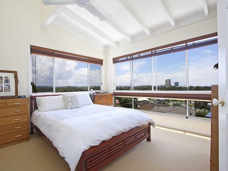 15 Panorama Drive, Currumbin QLD 4223