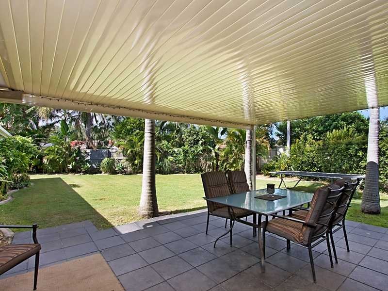 24 Damson Place, Elanora QLD 4221
