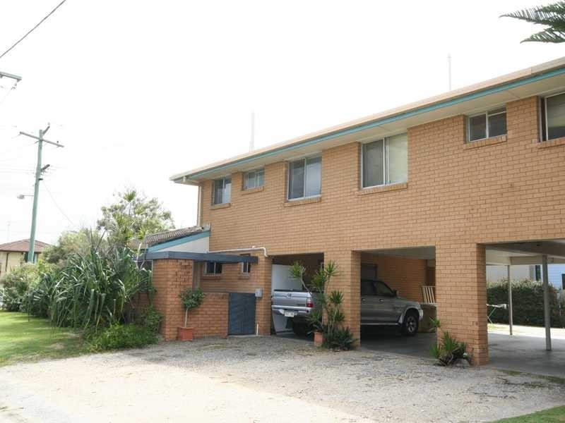 Unit 4/1425 Gold Coast Highway, Palm Beach QLD 4221