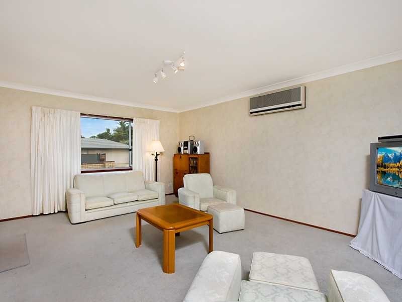 39 Seventh Avenue, Palm Beach QLD 4221