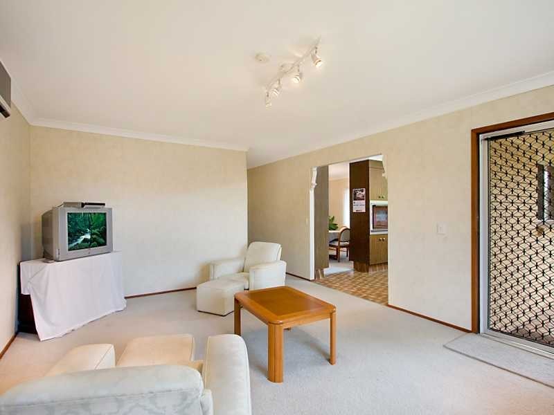 39 Seventh Avenue, Palm Beach QLD 4221