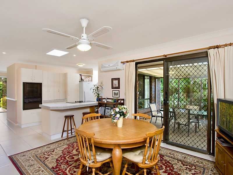 5 Dianella Court, Elanora QLD 4221