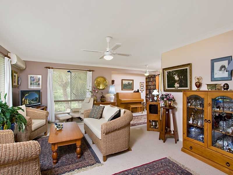 5 Dianella Court, Elanora QLD 4221