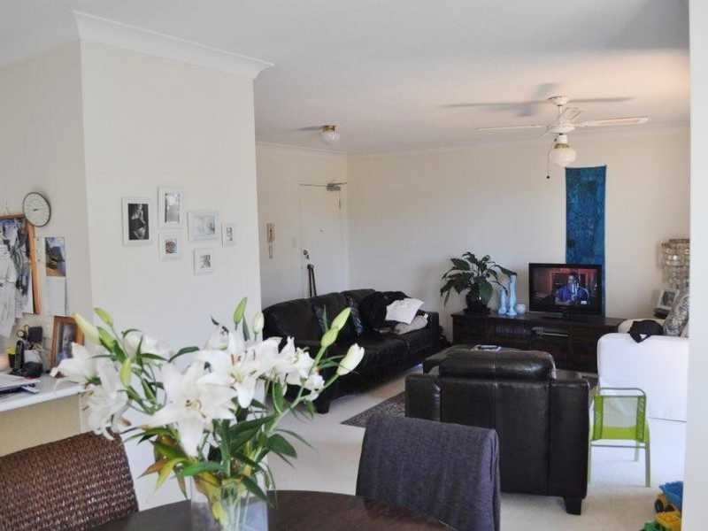 Unit 2/9 Domain Road, Currumbin QLD 4223