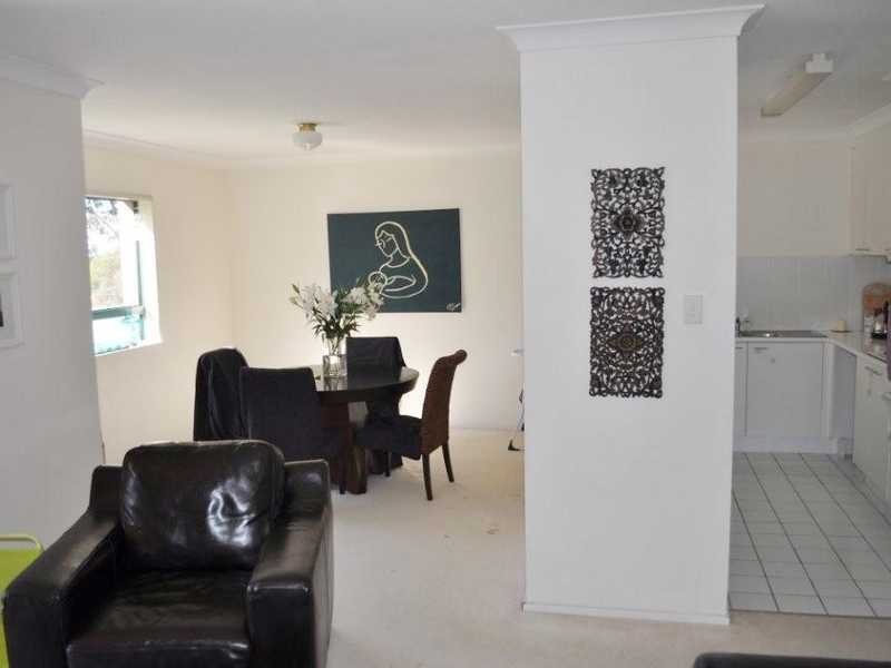 Unit 2/9 Domain Road, Currumbin QLD 4223