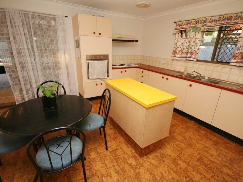 43 Darnel Street, Elanora QLD 4221