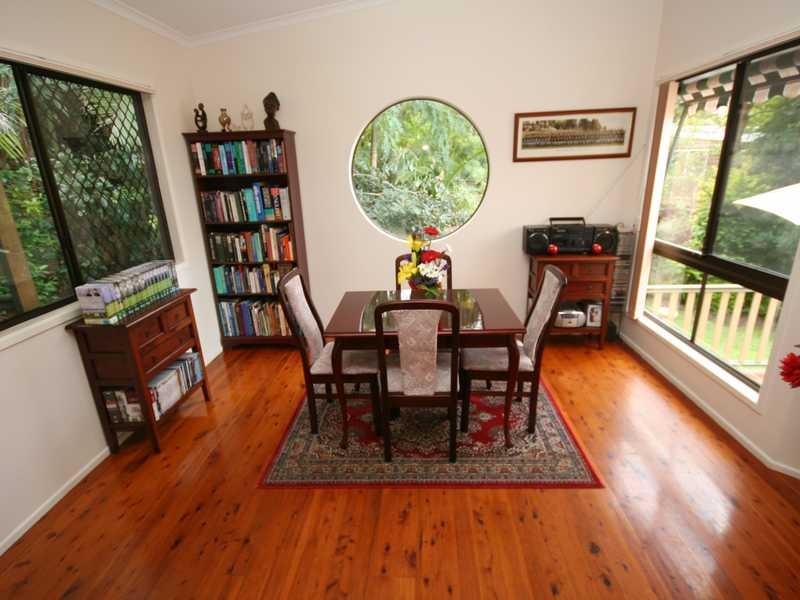 8 Jarrahdale Drive, Elanora QLD 4221