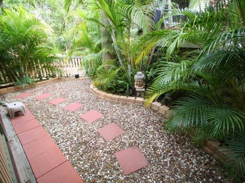 8 Jarrahdale Drive, Elanora QLD 4221