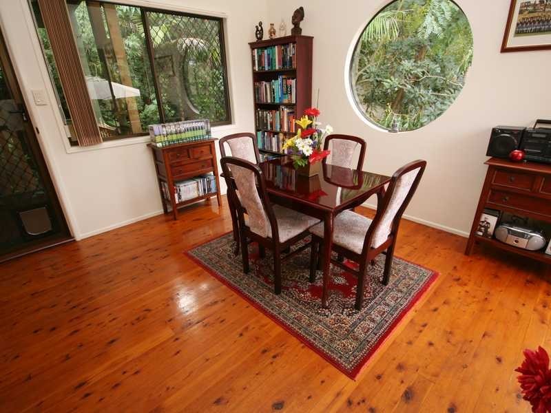 8 Jarrahdale Drive, Elanora QLD 4221