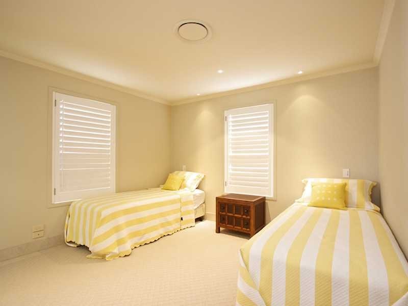 41 Jefferson Lane, Palm Beach QLD 4221