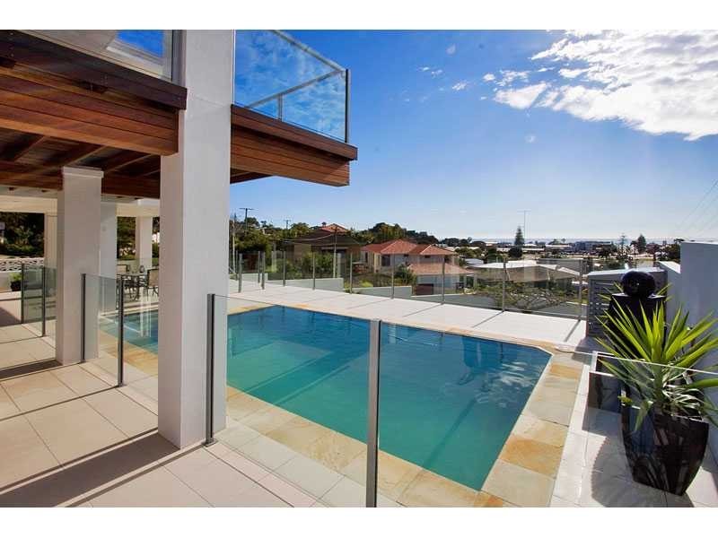 Currumbin QLD 4223