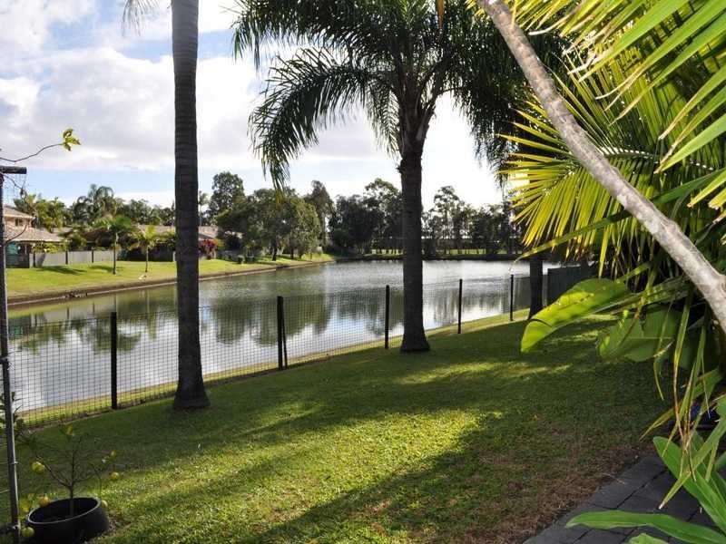 28 Bienvenue Drive, Currumbin Waters QLD 4223