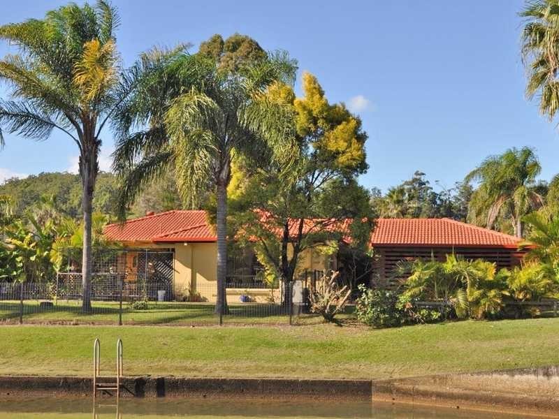 28 Bienvenue Drive, Currumbin Waters QLD 4223