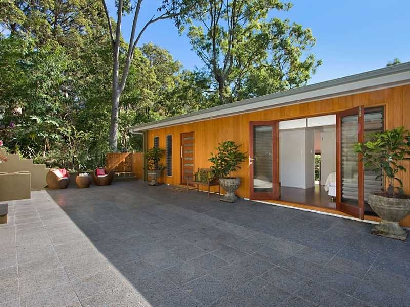 27 Domain Road, Currumbin QLD 4223