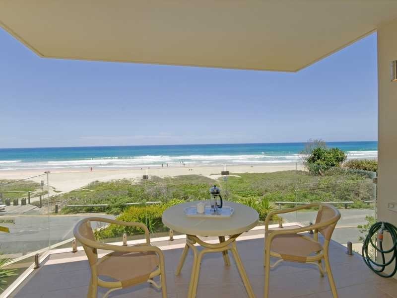 2 Twenty Fifth Avenue, Palm Beach QLD 4221