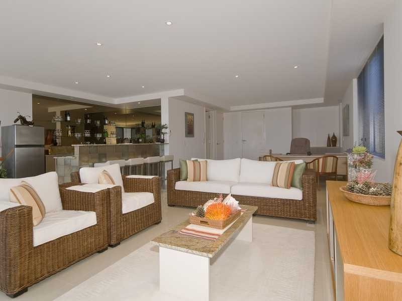 2 Twenty Fifth Avenue, Palm Beach QLD 4221