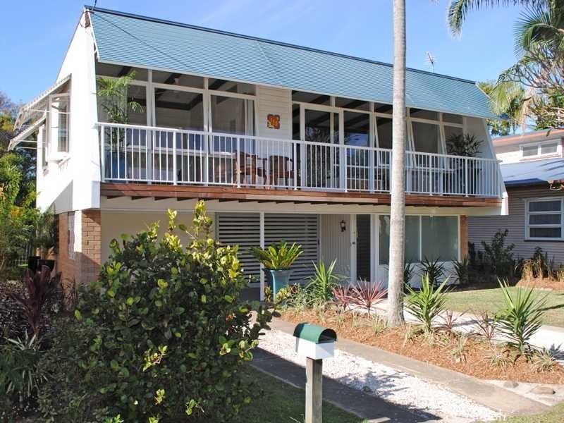 115 Leyte Avenue, Palm Beach QLD 4221