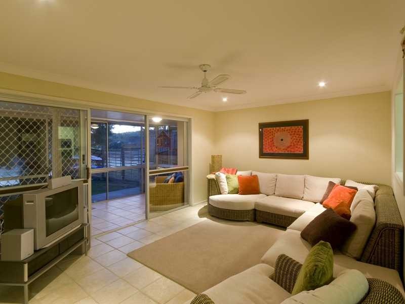 32 Parnki Parade, Palm Beach QLD 4221