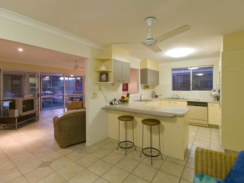 32 Parnki Parade, Palm Beach QLD 4221